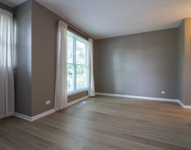 1216 Tennyson Lane - Photo Thumbnail 11