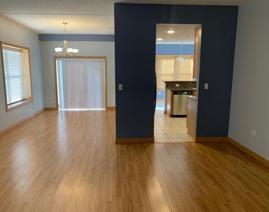 101 Pointe Drive - Photo Thumbnail 15