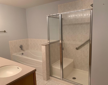 101 Pointe Drive - Photo Thumbnail 29