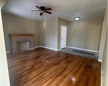 7223 S Euclid Avenue - Photo Thumbnail 6