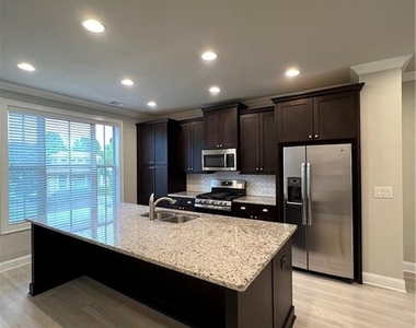 3707 Atherton Park Court - Photo Thumbnail 6