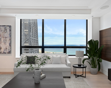 180 E Pearson Street - Photo Thumbnail 30