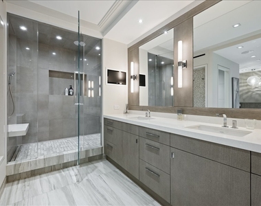 180 E Pearson Street - Photo Thumbnail 13