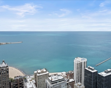 180 E Pearson Street - Photo Thumbnail 17