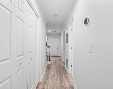 1566 Paces Ferry North Drive Se - Photo Thumbnail 4