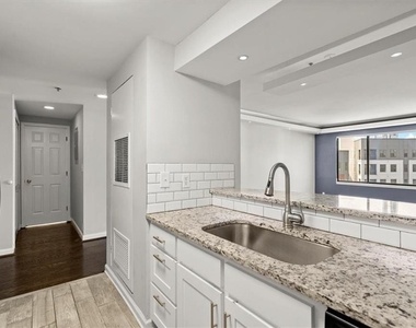 3481 Lakeside Drive - Photo Thumbnail 11