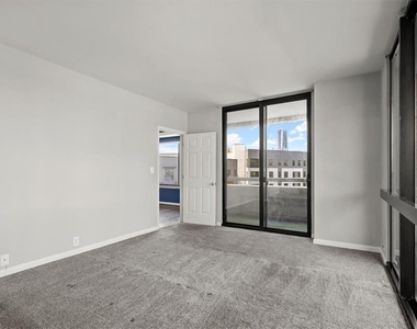 3481 Lakeside Drive - Photo Thumbnail 18