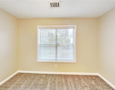 2490 Insdale Trace Nw - Photo Thumbnail 12