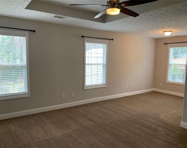 1421 Jefferson Station Road - Photo Thumbnail 6