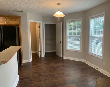 1421 Jefferson Station Road - Photo Thumbnail 3