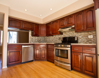 253 W Golfview Terrace - Photo Thumbnail 2