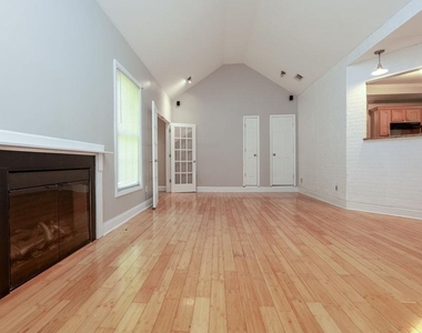 3873 King Edward Trail Sw - Photo Thumbnail 9