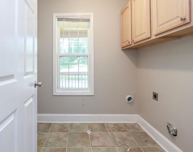3873 King Edward Trail Sw - Photo Thumbnail 14