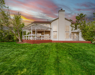 1044 Oakhill Drive - Photo Thumbnail 38