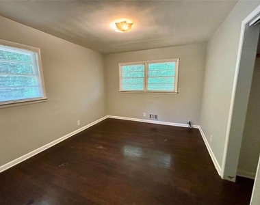 2612 Dawn Drive - Photo Thumbnail 17