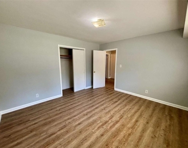 2612 Dawn Drive - Photo Thumbnail 10