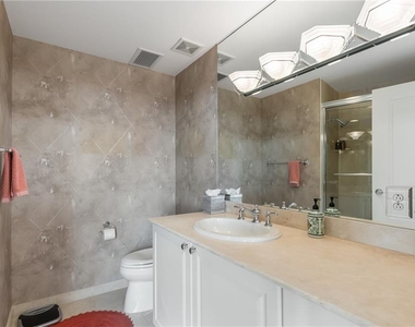 700 Park Regency Place Ne - Photo Thumbnail 14