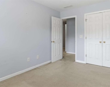 3522 Spring View Court - Photo Thumbnail 17