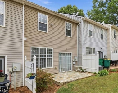 3522 Spring View Court - Photo Thumbnail 23