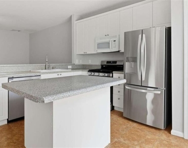 3522 Spring View Court - Photo Thumbnail 4