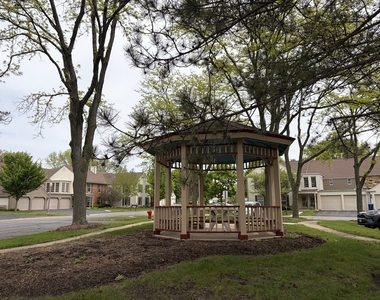 318 Dunham Place Commons - Photo Thumbnail 19