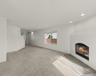 2430 Caton Crest Court - Photo Thumbnail 3