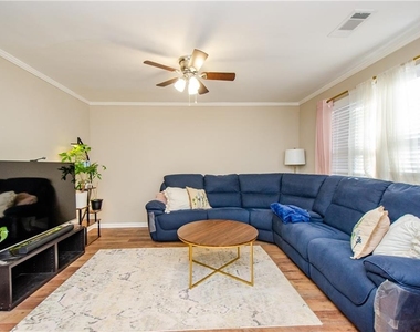 1066 Wedgewood Lane - Photo Thumbnail 1