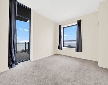 450 E Waterside Drive - Photo Thumbnail 19