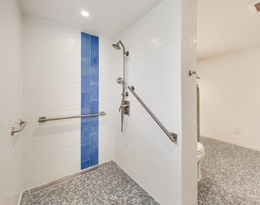 2722 Central Street - Photo Thumbnail 20