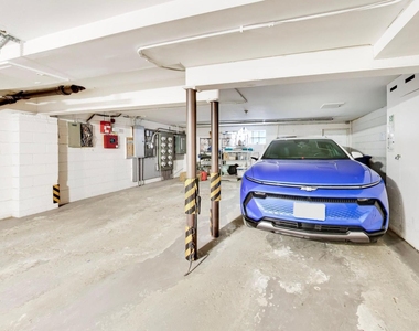 2722 Central Street - Photo Thumbnail 26