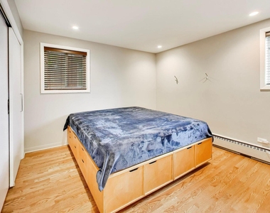 2722 Central Street - Photo Thumbnail 15