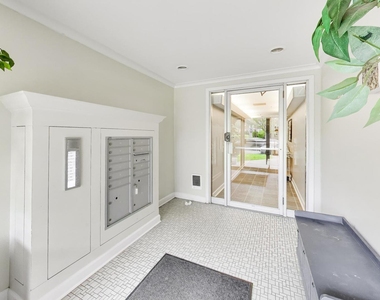 2722 Central Street - Photo Thumbnail 3