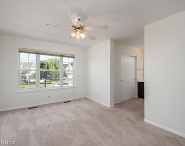 1567 E Citadel Court - Photo Thumbnail 12