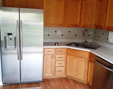1567 E Citadel Court - Photo Thumbnail 7