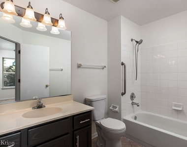 1567 E Citadel Court - Photo Thumbnail 18
