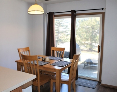156 Castlewood Court - Photo Thumbnail 7
