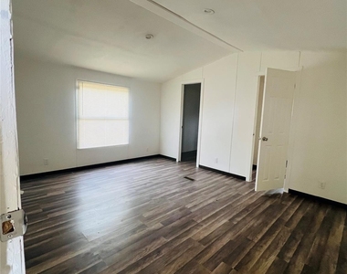 395 Pashun Lane - Photo Thumbnail 15