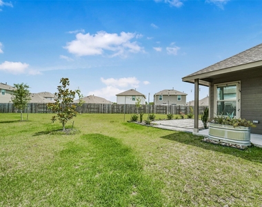 3003 Halleton Court - Photo Thumbnail 24