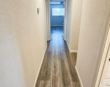 9327 Leader Street - Photo Thumbnail 19