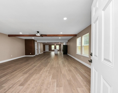 2430 Dolly Wright Street - Photo Thumbnail 12