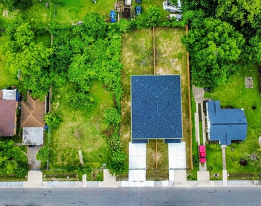 2430 Dolly Wright Street - Photo Thumbnail 11