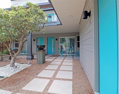 2310 Mcduffie Street - Photo Thumbnail 2