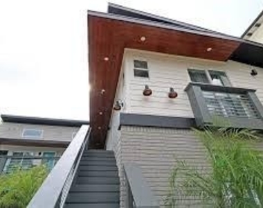 2310 Mcduffie Street - Photo Thumbnail 4
