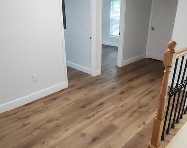 2304 Chapman Street - Photo Thumbnail 7
