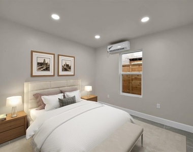 2304 Chapman Street - Photo Thumbnail 10