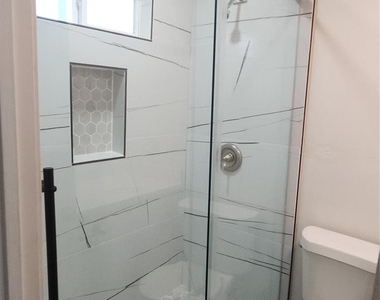 2304 Chapman Street - Photo Thumbnail 14