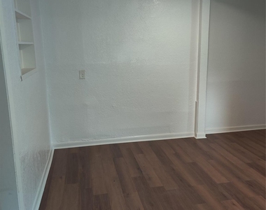 1208 7th Ave Avenue - Photo Thumbnail 10