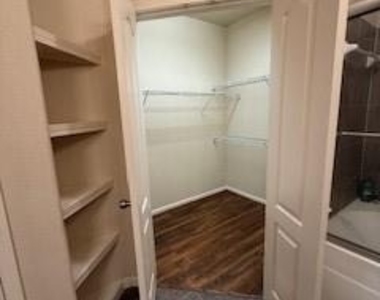 1711 Old Spanish Trail - Photo Thumbnail 9