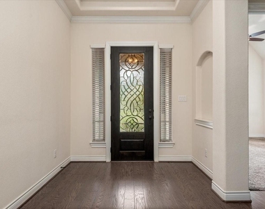 23034 Creek Park Drive - Photo Thumbnail 5