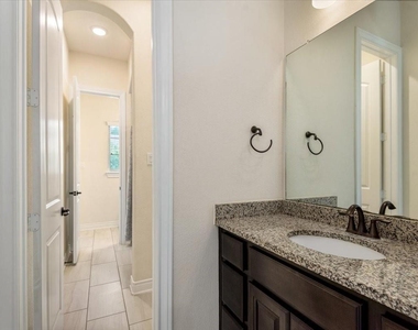 23034 Creek Park Drive - Photo Thumbnail 33